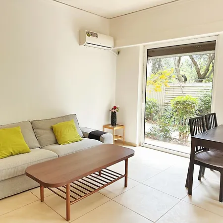 Flisvos Park Side Spacious Apartment Athens